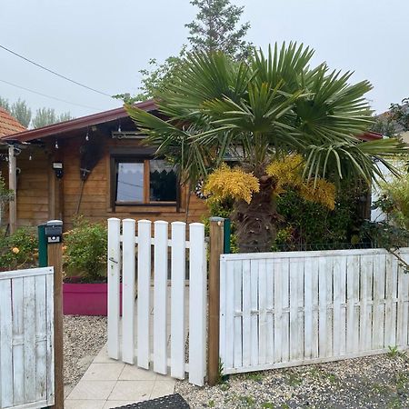 Grand Chalet Tout Equipe 6 Personnes Proche Des Plages Du Debarquement Sommervieu Dış mekan fotoğraf